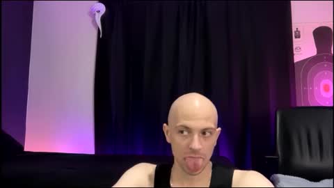 Snapshot of mount_vesuvius chatting on December 2, 6:19 am mount_vesuvius online show from December 2, 6:19 am