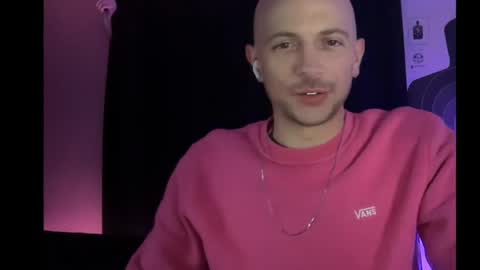 mount_vesuvius online show from April 15, 3:35 am