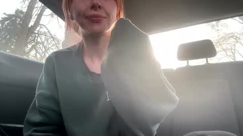 Snapshot of mousiegirl chatting on November 9, 10:08 pm Mousie online show from November 9, 10:08 pm