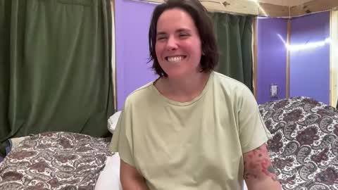 Snapshot of moussemagoo chatting on February 13, 6:15 pm MousseMagoo online show from February 13, 6:15 pm