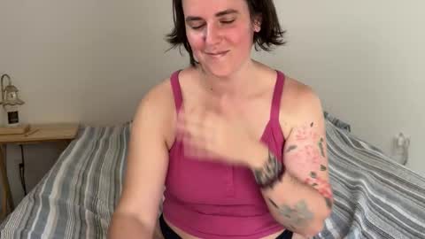 Snapshot of moussemagoo chatting on February 26, 8:52 pm MousseMagoo online show from February 26, 8:52 pm