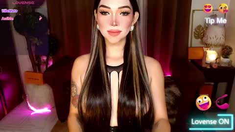 mouthwatering_ayesha online show from December 3, 1:46 am