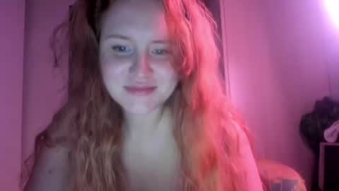 Snapshot of moviestar_ chatting on January 3, 2:21 am Eva online show from January 3, 2:21 am