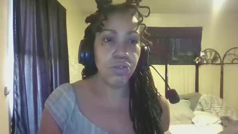 moxxxieg online show from April 12, 10:15 pm