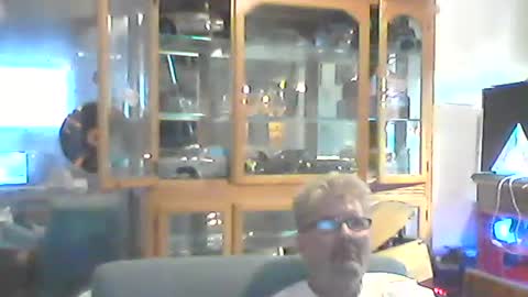 Snapshot of mphmsg7 chatting on July 5, 11:17 am mphmsg7 online show from July 5, 11:17 am