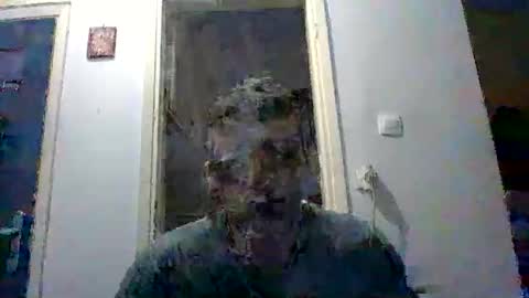 mppempis81 online show from November 18, 9:41 pm