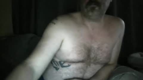 Snapshot of mr1bucket chatting on November 19, 2:44 am mr1bucket online show from November 19, 2:44 am