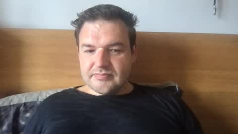 Snapshot of mr834565 chatting on May 24, 9:47 am mr834565 online show from May 24, 9:47 am