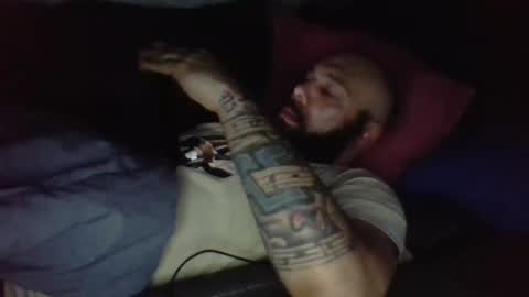 Snapshot of mr8plus chatting on March 11, 7:48 am Mr8 online show from March 11, 7:48 am