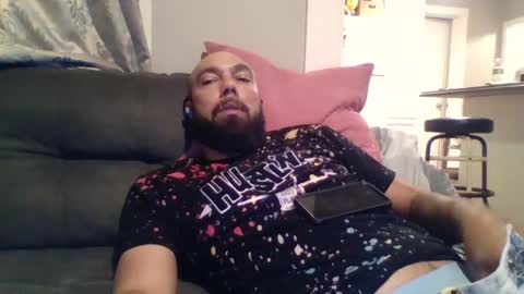 Snapshot of mr8plus chatting on September 10, 12:21 am Mr8 online show from September 10, 12:21 am