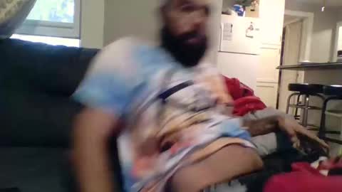 Snapshot of mr8plus chatting on October 28, 9:39 pm Mr8 online show from October 28, 9:39 pm