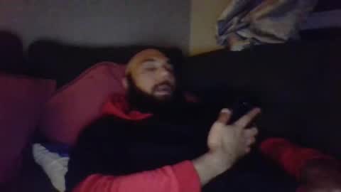 Snapshot of mr8plus chatting on December 15, 12:48 am Mr8 online show from December 15, 12:48 am