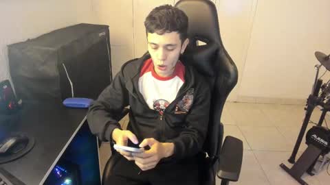 Andy online show from February 18, 6:26 pm