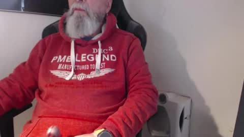 Snapshot of mr_boombastic2021 chatting on October 24, 9:17 am mr_boombastic2021 online show from October 24, 9:17 am