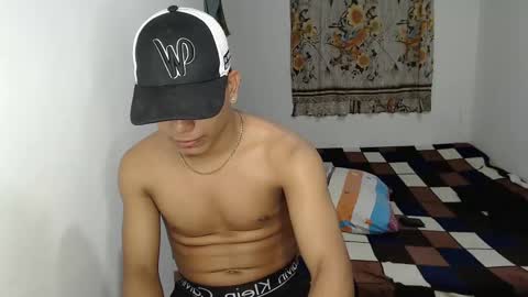 Snapshot of mr_cock_28 chatting on January 26, 7:53 am mr_cock_28 online show from January 26, 7:53 am