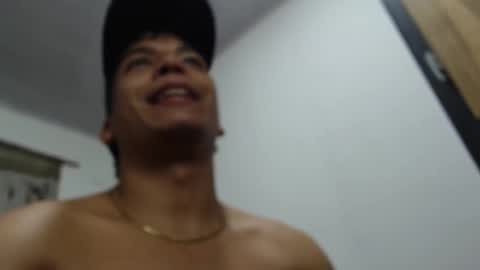 Snapshot of mr_cock_28 chatting on January 26, 10:55 am mr_cock_28 online show from January 26, 10:55 am