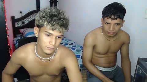 Snapshot of mr_cock_28 chatting on February 8, 6:33 am mr_cock_28 online show from February 8, 6:33 am