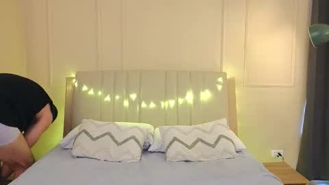 Snapshot of mr_danni_ chatting on November 27, 8:33 pm Danny Aleja online show from November 27, 8:33 pm