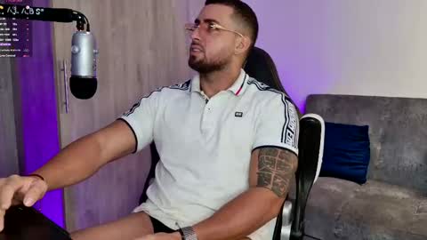 David online show from February 26, 2:14 pm