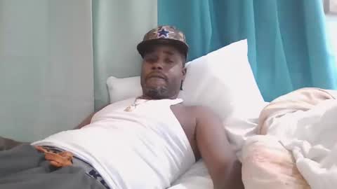 Snapshot of mr_hooked chatting on September 15, 1:16 am mr hooked online show from September 15, 1:16 am