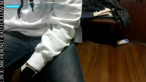 Snapshot of mr_hornet_rad chatting on May 11, 5:57 am mr_hornet_rad online show from May 11, 5:57 am