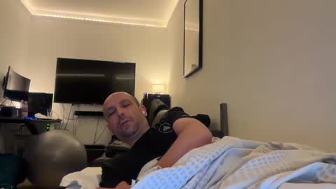 Snapshot of mr_jerking chatting on January 19, 7:46 am Mr Jerkings online show from January 19, 7:46 am