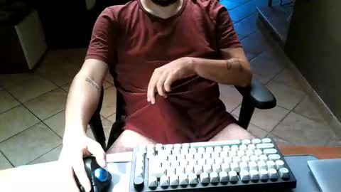 Snapshot of mr_kaa chatting on September 18, 4:31 pm mr_kaa online show from September 18, 4:31 pm