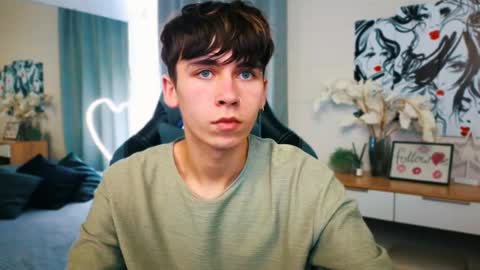 Kris online show from February 20, 8:47 pm