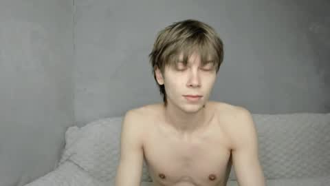 Makentoshi online show from April 11, 2:16 am