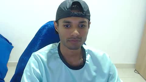 Max online show from February 20, 1:22 pm