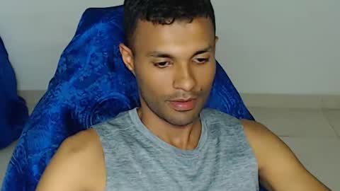 Max online show from March 17, 9:51 pm