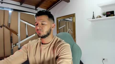 MIKEE online show from February 24, 3:02 am