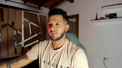 MIKEE online show from February 25, 3:09 am