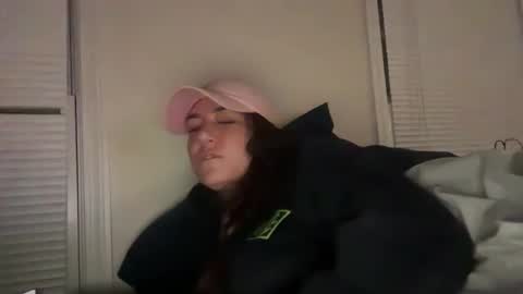 Mr  Mrs Glitter online show from February 22, 11:58 pm