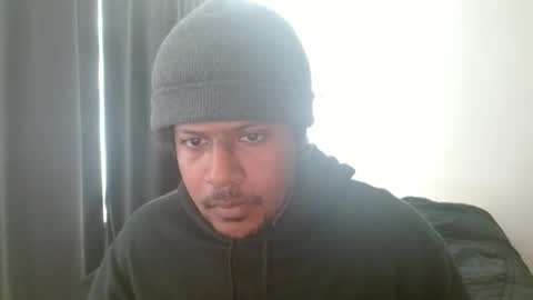 Snapshot of mr_nobody_100 chatting on January 7, 5:48 pm mr_nobody_100 online show from January 7, 5:48 pm