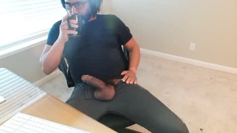 Snapshot of mr_rabbit77 chatting on February 22, 11:46 pm Rabbit online show from February 22, 11:46 pm