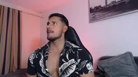 AARON online show from April 28, 3:44 am