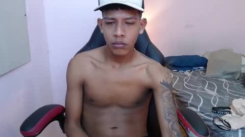 Snapshot of mr_stiven_ chatting on January 3, 3:05 am mr_stiven_ online show from January 3, 3:05 am