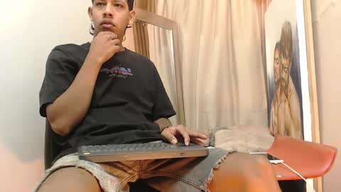 Snapshot of mr_stiven_ chatting on November 3, 2:13 am mr_stiven_ online show from November 3, 2:13 am