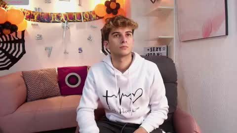 williseo online show from October 12, 7:24 pm