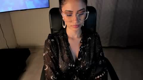 Snapshot of mrandmrssmith139698 chatting on July 15, 3:23 am Mr. Mrs. Smith online show from July 15, 3:23 am