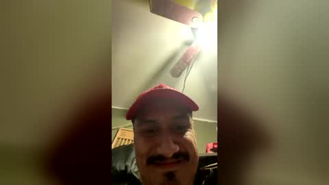 Snapshot of mrbigdickwillyy chatting on June 19, 11:14 am mrbigdickwillyy online show from June 19, 11:14 am