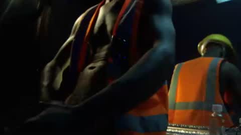 MrBigDiQ1 online show from January 8, 11:21 am