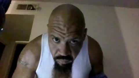 Snapshot of mrbiggs1077777 chatting on June 30, 11:11 am mrbiggs1077777 online show from June 30, 11:11 am