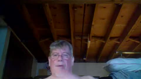 mrblade666 online show from March 11, 1:22 am