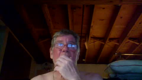 Snapshot of mrblade666 chatting on July 2, 1:05 am mrblade666 online show from July 2, 1:05 am