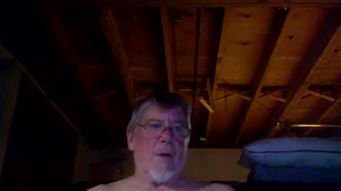 Snapshot of mrblade666 chatting on July 9, 12:37 am mrblade666 online show from July 9, 12:37 am