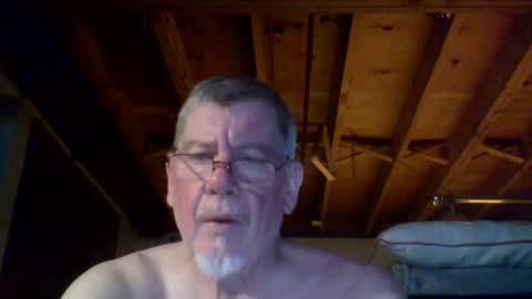 Snapshot of mrblade666 chatting on July 15, 1:44 am mrblade666 online show from July 15, 1:44 am