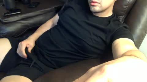 Snapshot of mrbree chatting on June 23, 3:21 pm Mr Bree online show from June 23, 3:21 pm