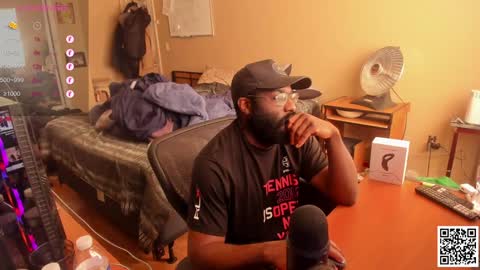 Chuck Daily online show from December 2, 5:37 pm